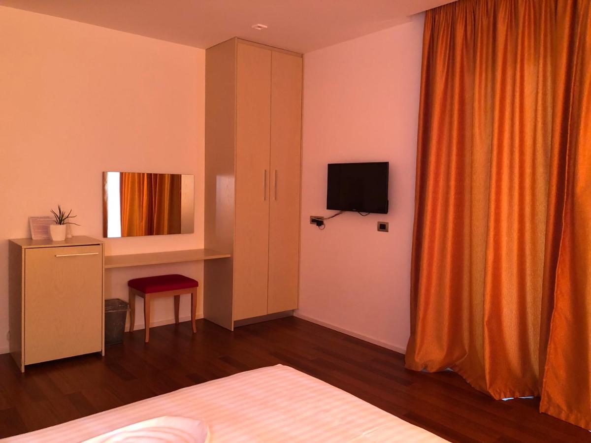 Nemesis Hotel Sarande Luaran gambar