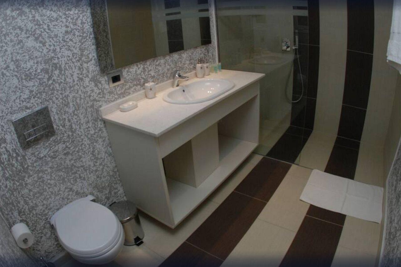 Nemesis Hotel Sarande Luaran gambar